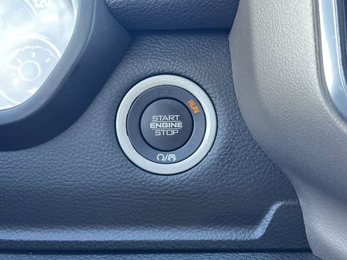 Used 2022 RAM 1500 Laramie image 12