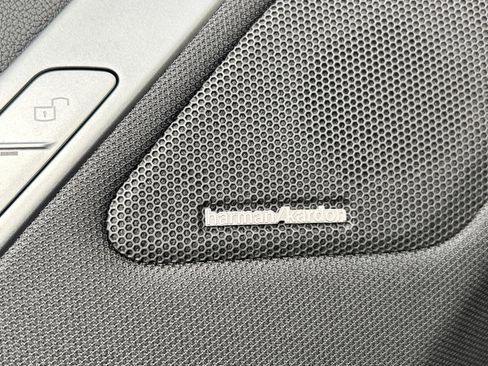 Used 2026 BMW iX xDrive45 image 24