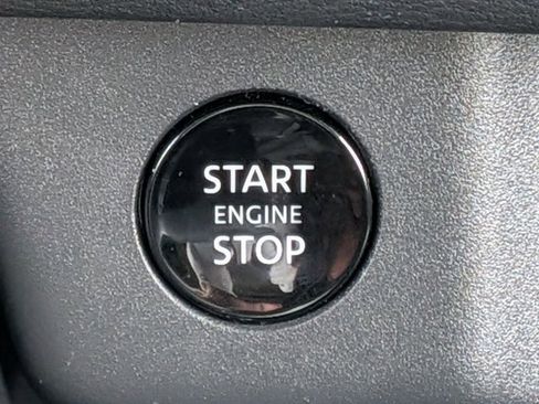 Certified 2025 Nissan Rogue Platinum w/ Platinum Premium Package image 24