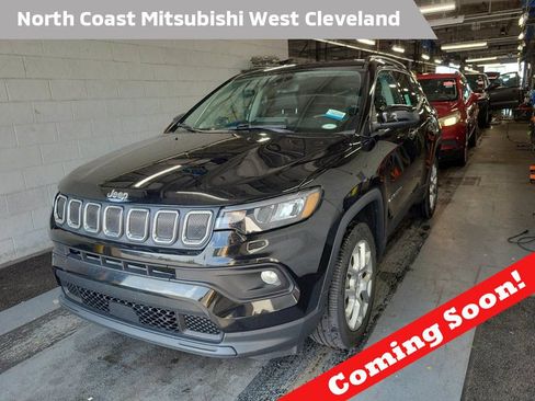 Used 2022 Jeep Compass Latitude AWD/4WD image 1