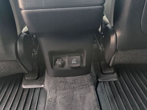 Used 2022 Kia Telluride SX w/ SX Prestige Package AWD/4WD image 36