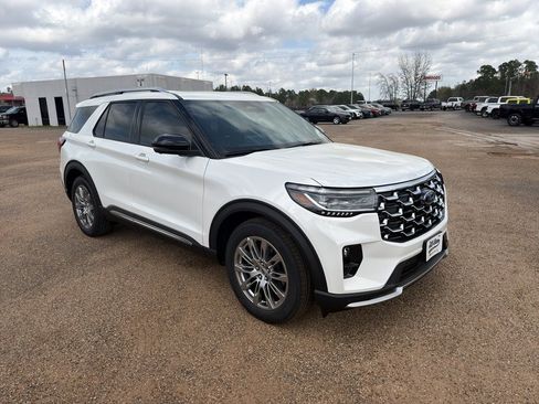 New 2026 Ford Explorer Platinum image 13