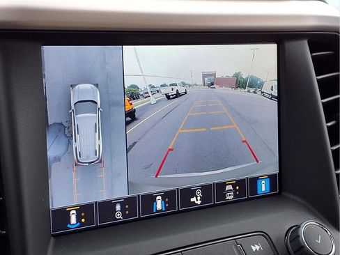 Used 2023 GMC Acadia Denali w/ Denali Ultimate Package AWD/4WD image 21