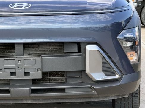 Used 2024 Hyundai Kona SEL FWD image 7