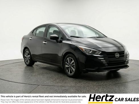 Used 2025 Nissan Versa SV image 1
