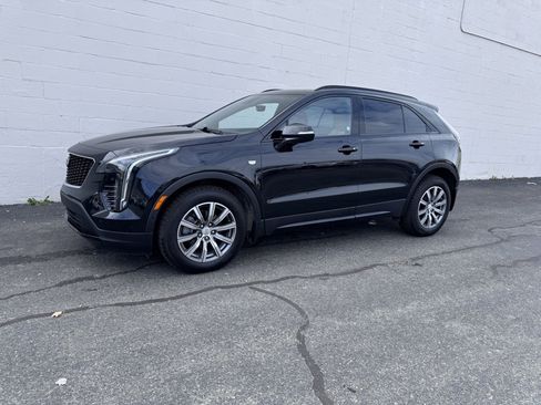 Used 2023 Cadillac XT4 Sport image 1