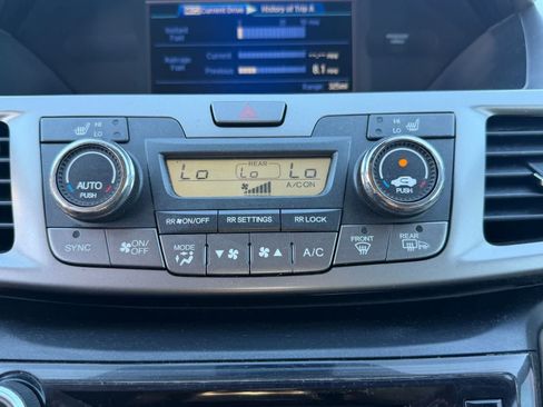 Used 2016 Honda Odyssey Touring Elite image 29
