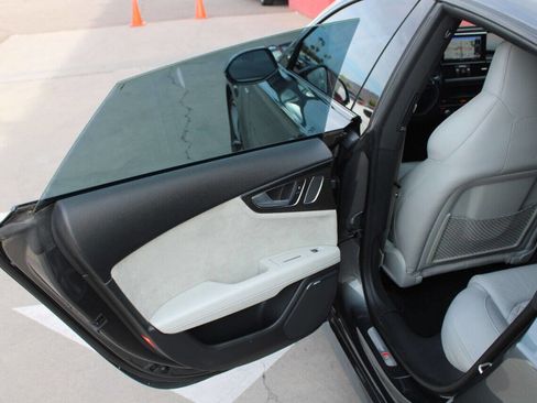 Used 2017 Audi S7 Premium Plus w/ S7 Sport Package image 13