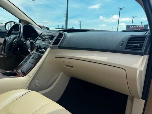 Used 2009 Toyota Venza w/ Comfort Pkg FWD image 19