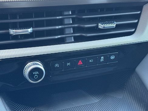 New 2026 Ford Explorer Active w/ Active Comfort Package image 29