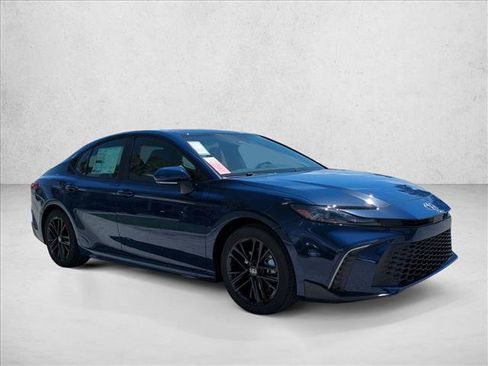 New 2026 Toyota Camry SE FWD image 7