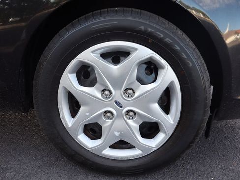 Used 2013 Ford Fiesta SE FWD image 43