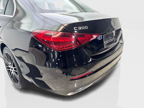 Used 2025 Mercedes-Benz C 300 Sedan image 19