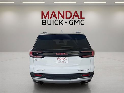 Used 2025 GMC Acadia Elevation image 5