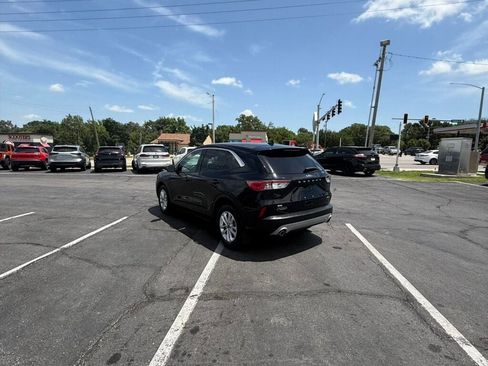 Used 2020 Ford Escape SE AWD/4WD image 10