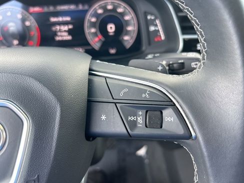 Used 2025 Audi Q7 3.0T Premium Plus image 46
