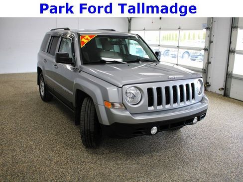 Used 2017 Jeep Patriot Sport w/ Power Value Group image 8