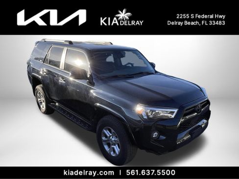 Used 2021 Toyota 4Runner SR5 image 6