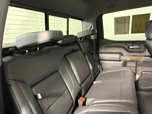 Used 2021 Chevrolet Silverado 1500 LT Trail Boss w/ Convenience Package II image 47