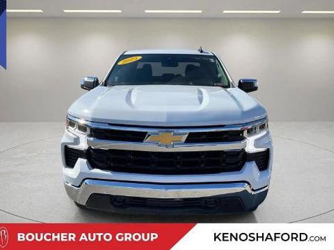 Used 2025 Chevrolet Silverado 1500 LT AWD/4WD image 2