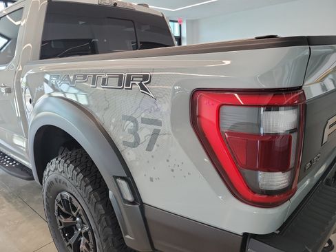 Used 2023 Ford F150 Raptor w/ Raptor 37 Performance Package AWD/4WD image 10