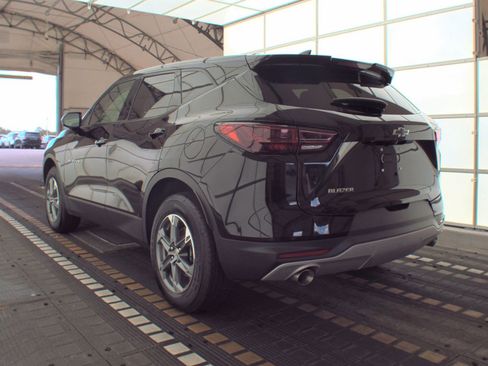 Used 2023 Chevrolet Blazer LT FWD image 11