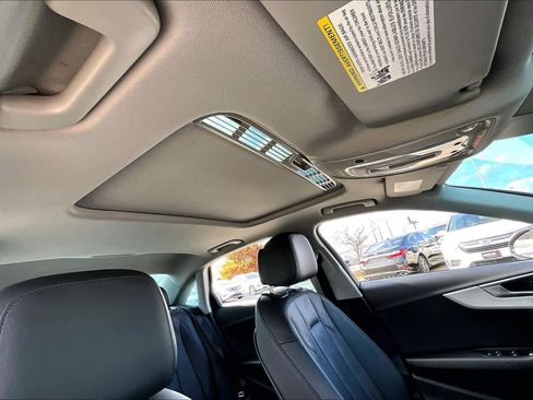 Used 2017 Audi A4 2.0T Ultra Premium w/ Convenience Package image 12