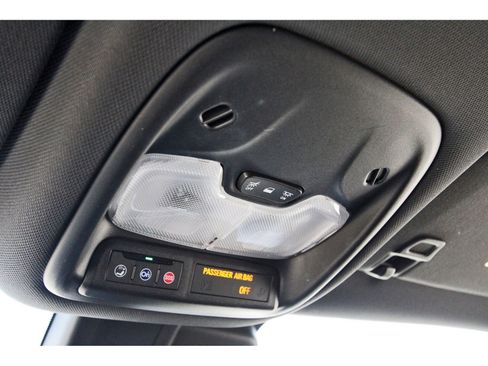 Used 2023 Chevrolet TrailBlazer RS w/ Convenience Package FWD image 25
