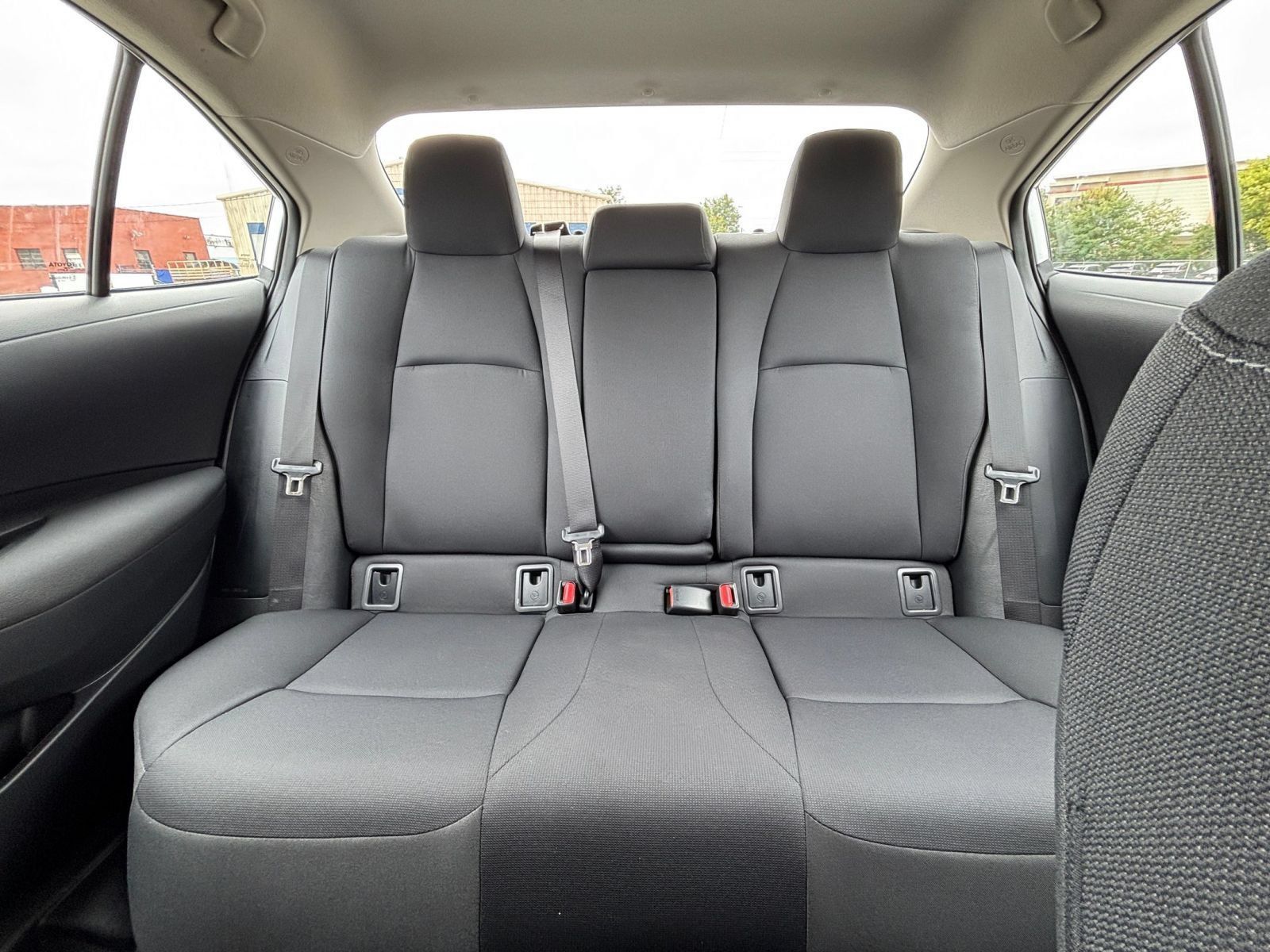 Used 2025 Toyota Corolla LE FWD image 35
