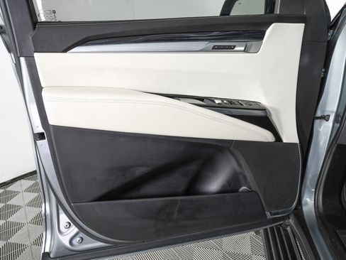 Used 2026 Cadillac Escalade Sport image 16