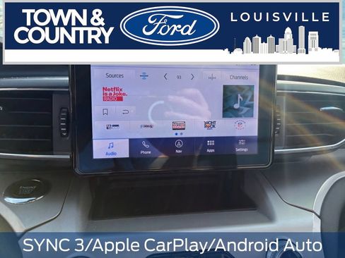 Used 2024 Ford Explorer XLT w/ Equipment Group 202A AWD/4WD image 18