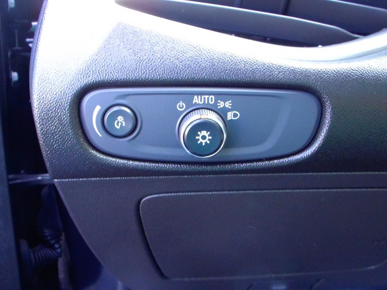 Used 2024 Chevrolet Malibu LT FWD image 14