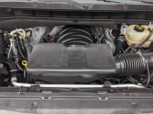 Used 2023 Chevrolet Tahoe Premier RWD image 34