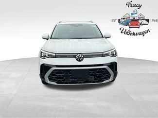 New 2025 Volkswagen Taos SEL video 2
