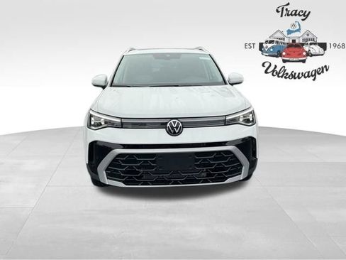 New 2025 Volkswagen Taos SEL image 2