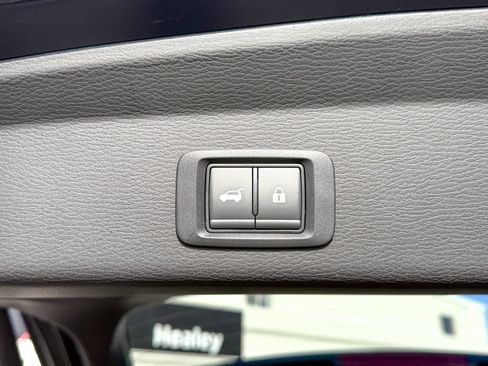 New 2026 Mitsubishi Outlander SE AWD/4WD image 16