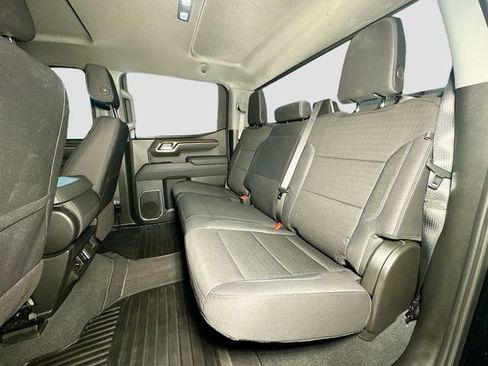 Used 2025 Chevrolet Silverado 1500 LT image 25