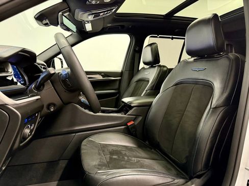 Used 2023 Jeep Grand Cherokee Trailhawk w/ Advanced Protech Group II image 19