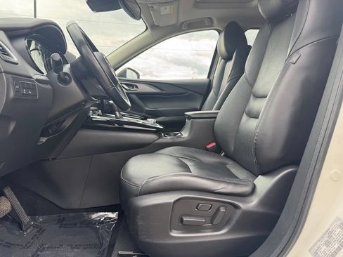 Certified 2023 MAZDA CX-9 Touring AWD/4WD image 6