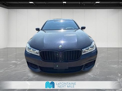 Used 2018 BMW 750i xDrive AWD/4WD image 8
