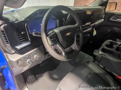 New 2025 Chevrolet Silverado 1500 LT image 11