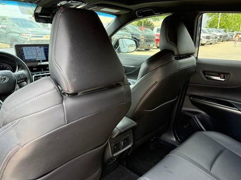 Used 2022 Toyota Venza Limited w/ Advanced Technology Package AWD/4WD image 22