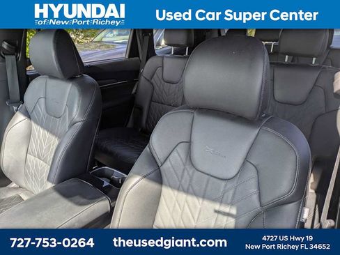 Used 2023 Kia Telluride SX X-Line AWD/4WD image 3