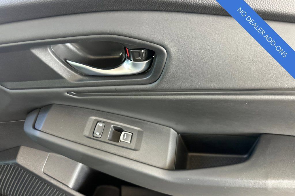 Certified 2025 Honda Accord SE image 18