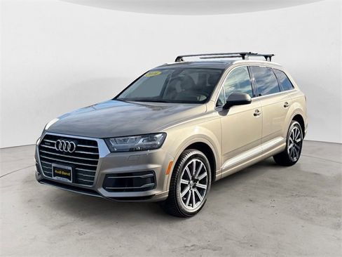 Used 2017 Audi Q7 3.0T Premium Plus image 3