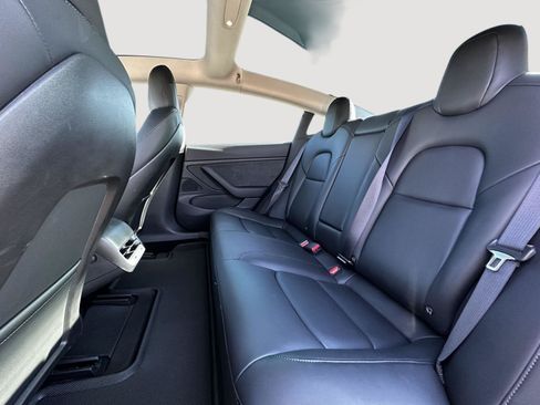 Used 2019 Tesla Model 3 Standard Range Plus RWD image 17