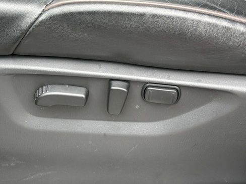 Used 2022 Nissan Armada Platinum w/ Captain's Chairs Package AWD/4WD image 16