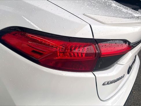 Used 2020 Toyota Corolla SE FWD image 28