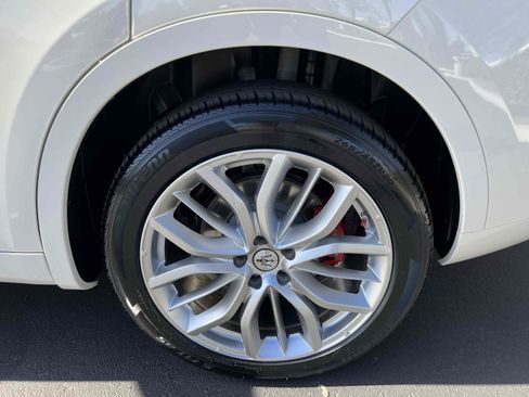 Used 2022 Maserati Levante GT image 43