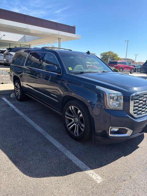 Used 2018 GMC Yukon XL Denali w/ Denali Ultimate Package AWD/4WD image 1